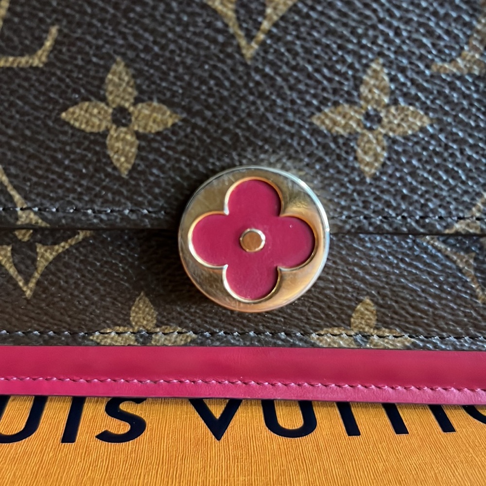 Louis Vuitton monogram canvas Flore wallet on chain gold fuchsia flower clasp - Picture 2 of 11